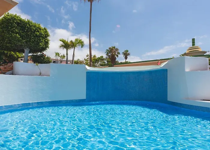 Playa Paraiso Vistas Piscina Y Relax Апартаменты *